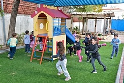 סוף עידן: מוציאים את החול מחצרות גני הילדים