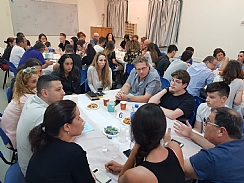 שיח הורים ותלמידים בתיכון אנקורי ראשון לציון