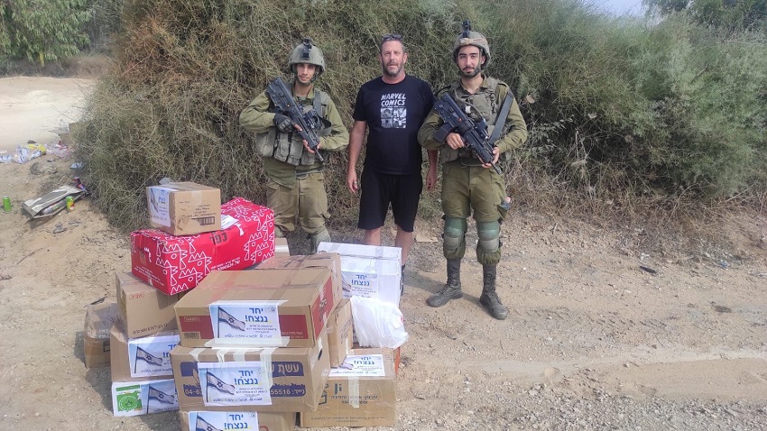 מתנדבים