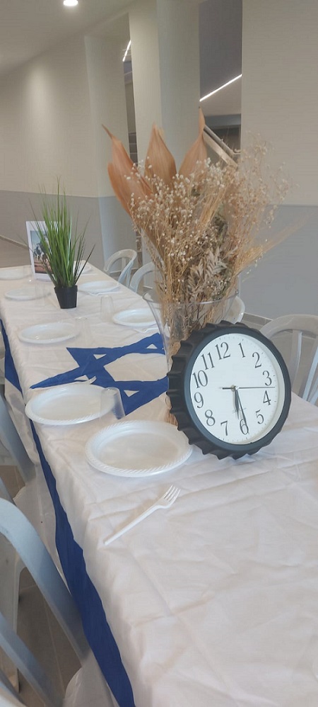 מיצג שולחן השבת במקיף ט'