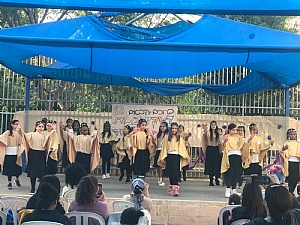 חגיגות בת מצווה בבי"ס מעלה שמעוני