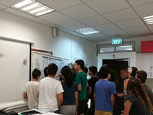 תכנית מדעים לא רק למדענים בחטיבת הביניים זלמן ארן